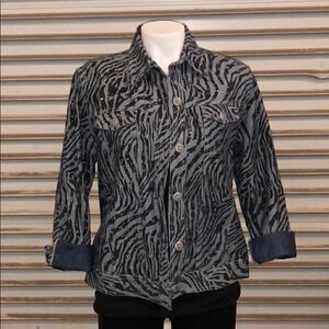 Shaver lake jacket with animal print and sequins